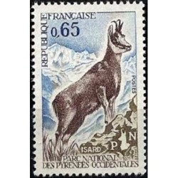 Francja 1971, Kozica, góry Pireneje park narodowy **